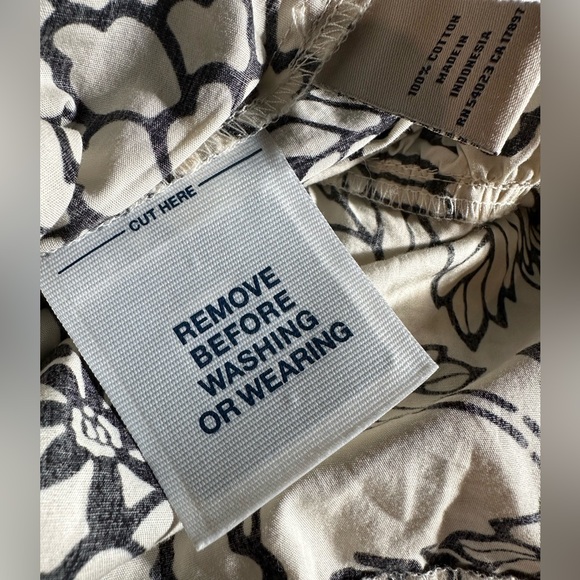 NWOT OLD NAVY FLOWER CREAM & BLACK LITTLE GIRL DRESS - Picture 6 of 6